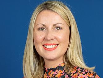 Head shot of Kelly Beaver